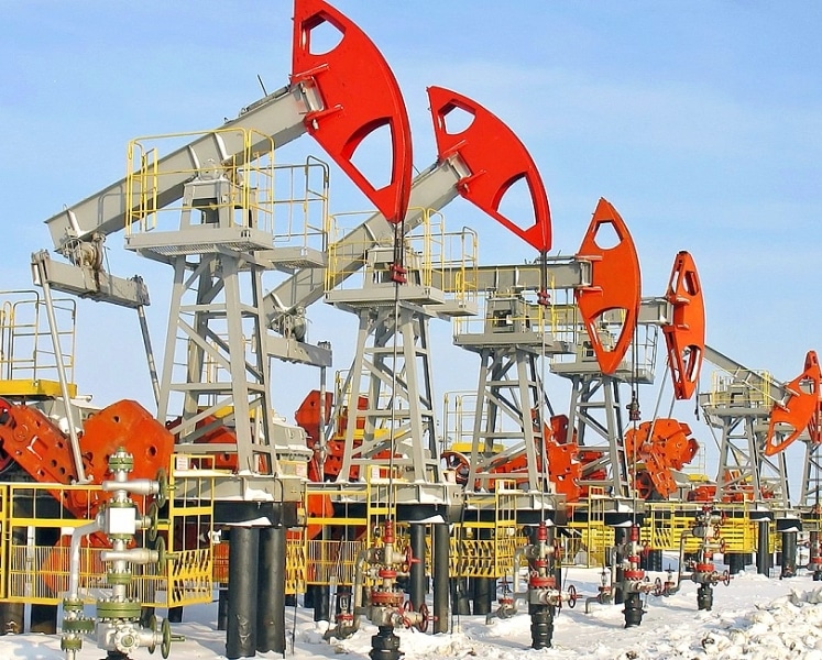 Добыча нефти в России заметно упала в I квартале