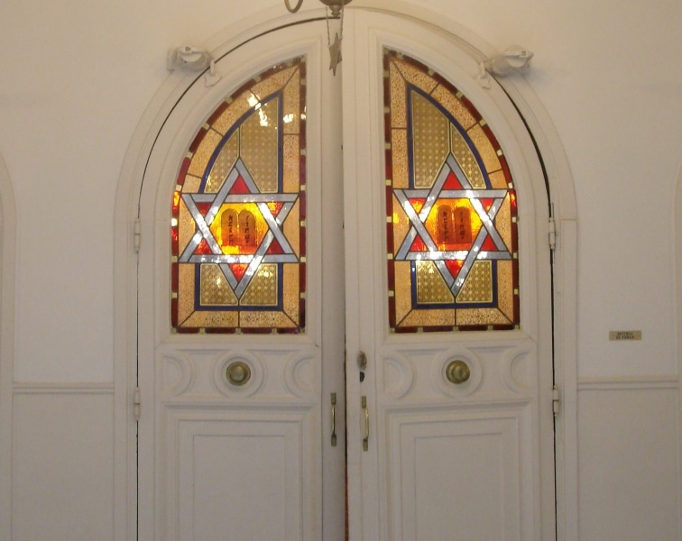 Евреи, мусульмане, буддисты получили от ЕС 3 млн на защиту молельных домов