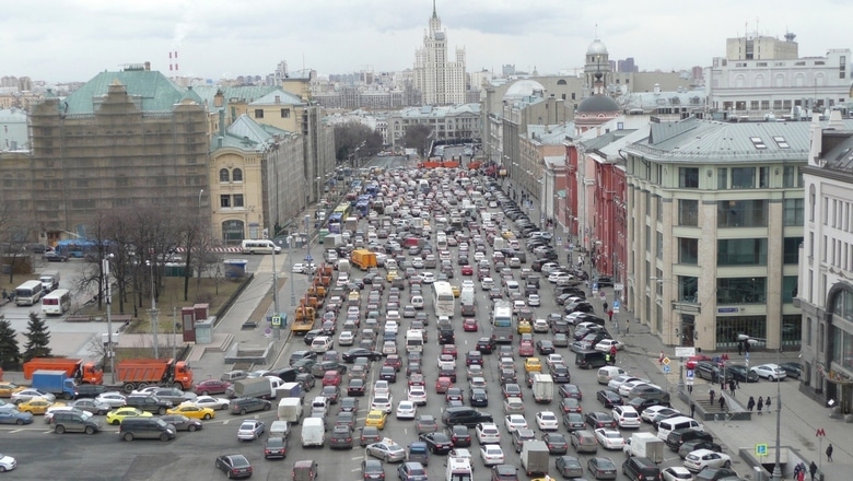 Копайте под Кремлем! Как решить транспортную проблему Москвы