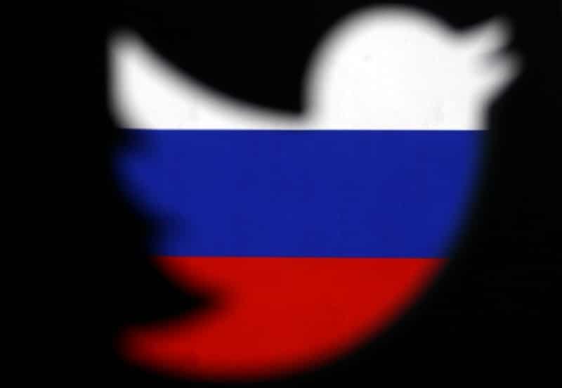 Суд в Москве трижды оштрафовал Twitter, на очереди Facebook От Investing.com