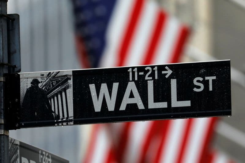 Уолл-стрит готовится открыться ростом после сильных данных о розничных продажах и безработице в США От Reuters