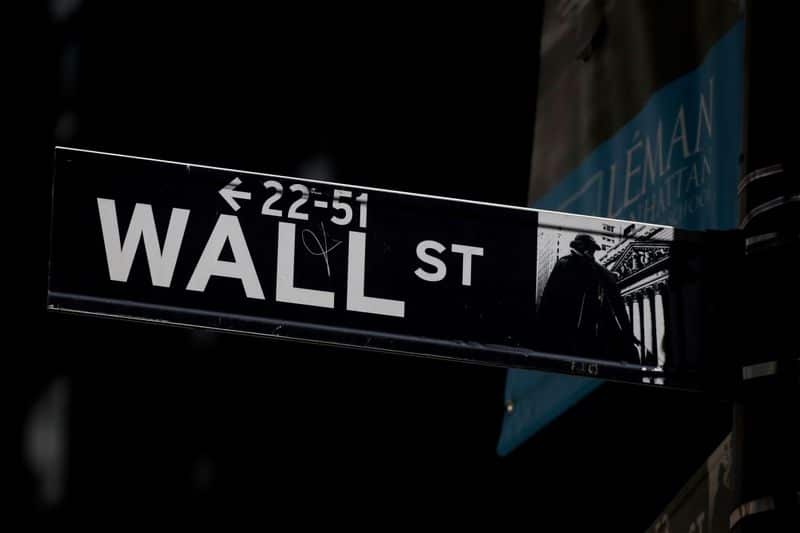 Уолл-стрит растет после отчетности банков От Reuters