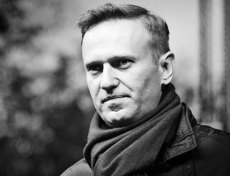 Опрос: большинство россиян знает об апрельских протестах в поддержку Навального