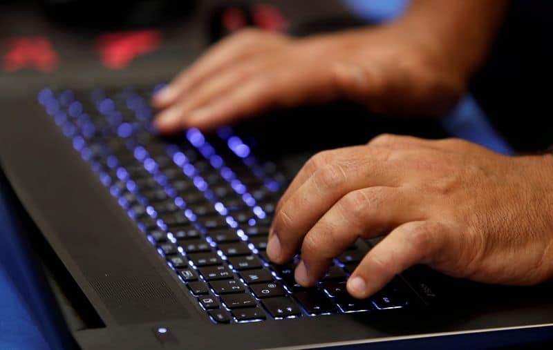 США проверяют атаковавших Colonial хакеров на связи с Россией От Reuters