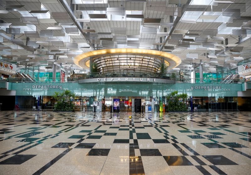 ЭКСКЛЮЗИВ-Ужесточение правил ЕС для слотов в аэропортах провоцирует ответ со стороны Азии От Reuters