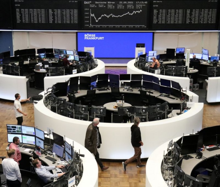 Европейские акции растут третий день кряду за счет снижения опасений вокруг Evergrande От Reuters