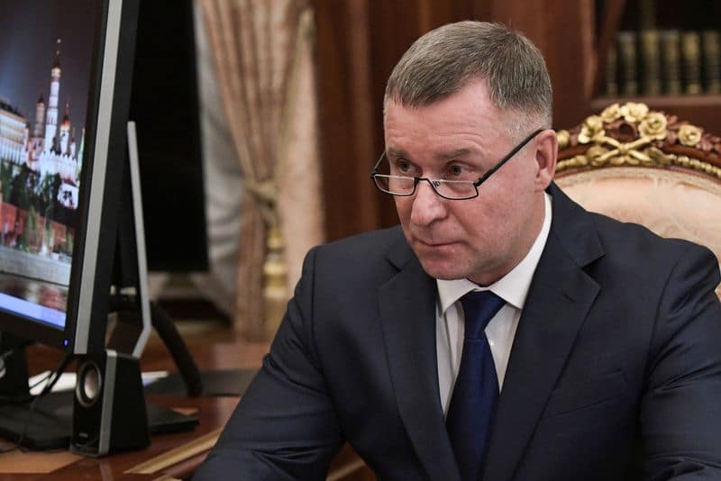 Глава МЧС России погиб, попытавшись спасти человека - ведомство От Reuters