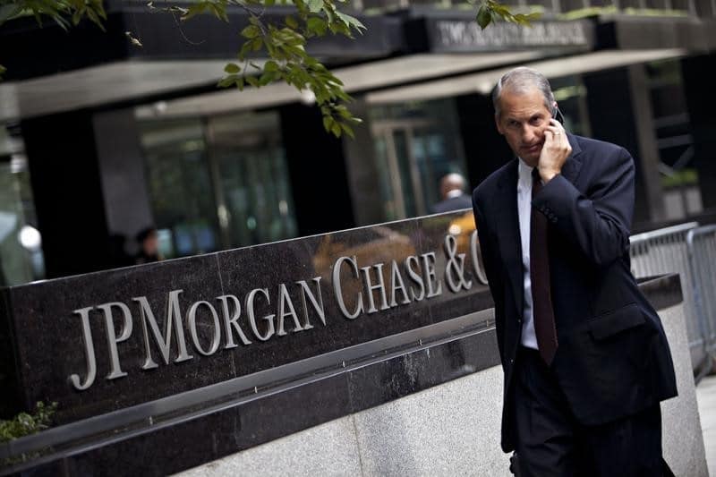 Инвесторам следует выкупать просадки, считает JPMorgan От Investing.com
