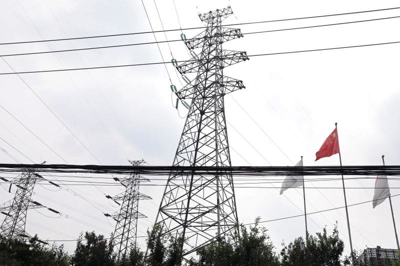 Китай попросил РФ увеличить поставку э/энергии в испытывающие дефицит провинции От Reuters