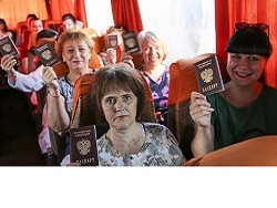 Жители «ДНР» с гражданством РФ смогут поехать голосовать на 825 автобусах и 12 поездах