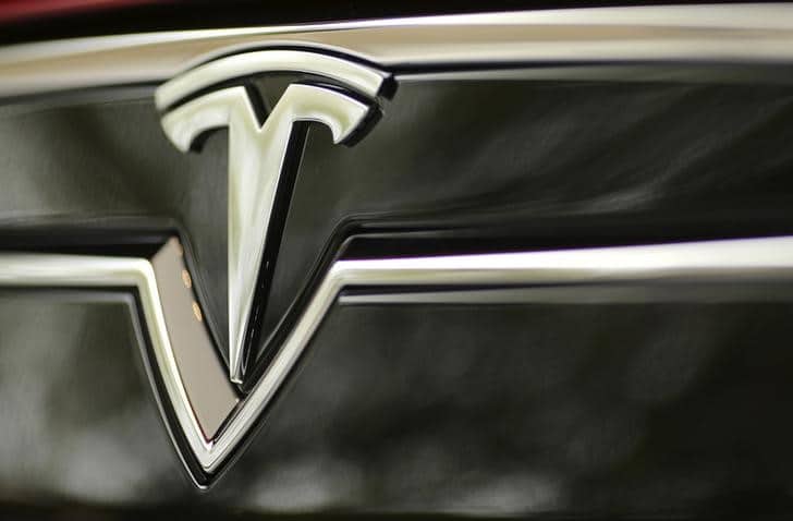 Продажи электромобилей в Норвегии обновили рекорд благодаря Tesla От Reuters
