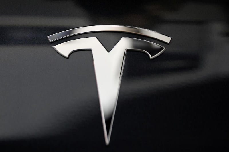 Tesla  удалила с сайта спецификации Cybertruck От Investing.com