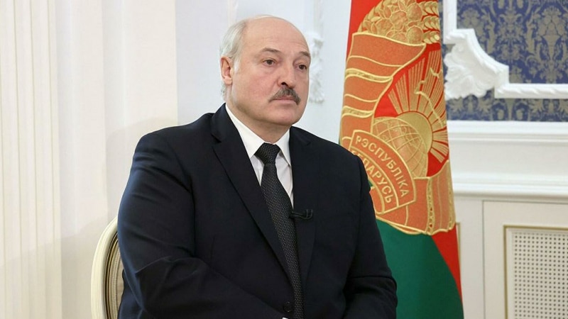 Лукашенко назвал чеченцев организаторами доставки мигрантов к границе