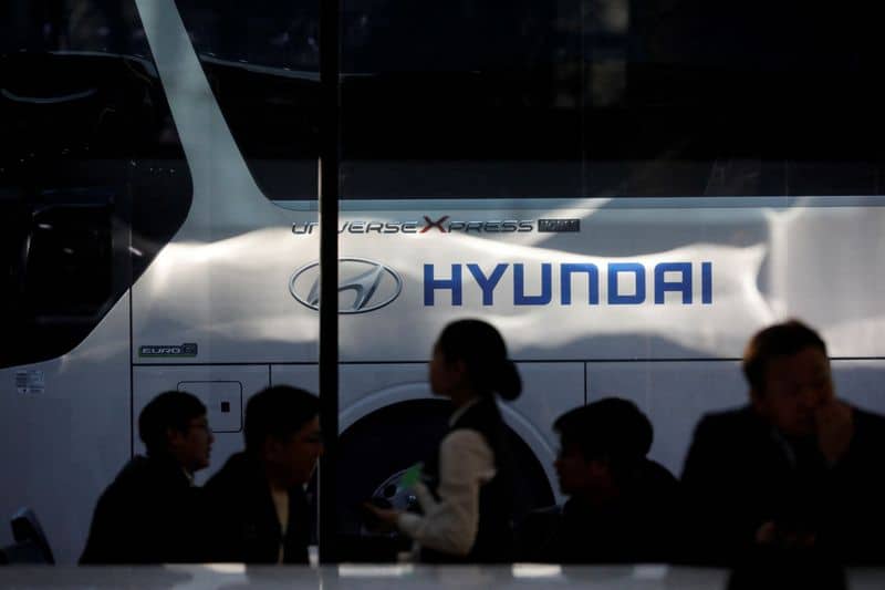 Hyundai Motor отчиталась о падении прибыли в 4кв на 50%, ожидает роста выпуска автомобилей в 1 пол 2022г От Reuters