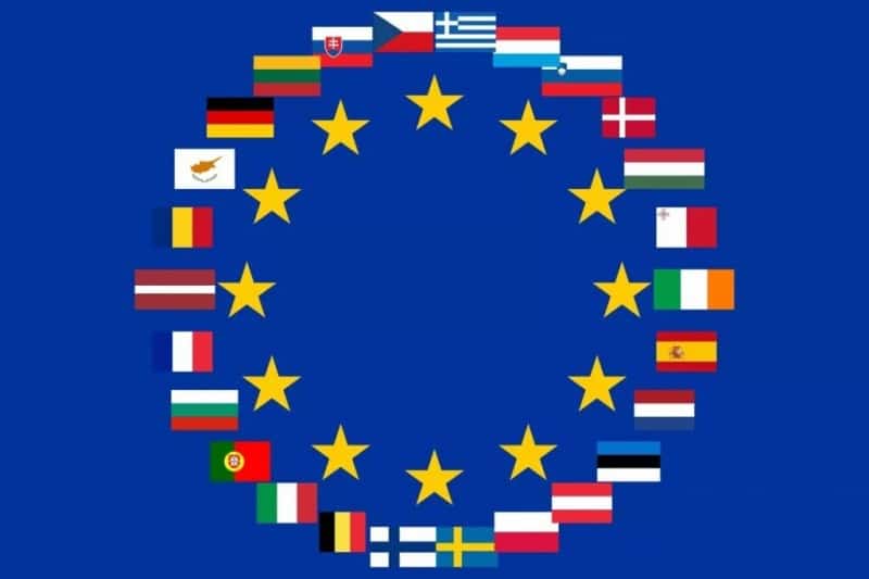 ЕС ввел санкции против Пескова, Кеосаяна, Прилепина, Скабеевой