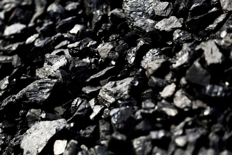 Лимит на экспорт угля из России: новости к утру 15 апреля От Investing.com