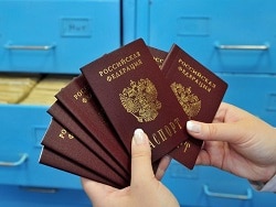 Россиян предложили лишать гражданства за политический саботаж