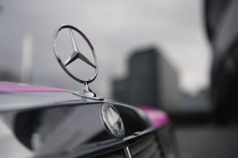Россияне подали иски против Mercedes, Volkswagen и Toyota От Investing.com