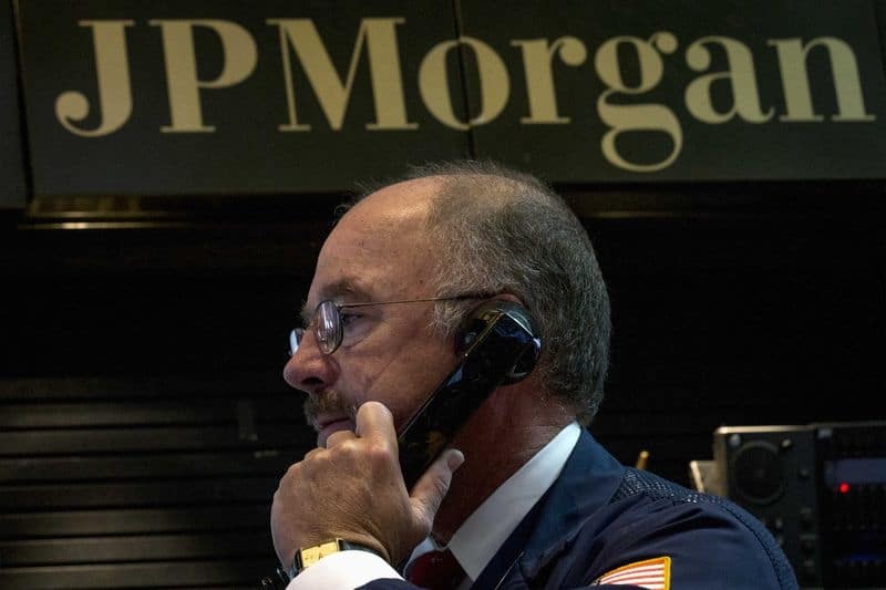 JPMorgan рекомендовал инвесторам сократить вложения в акции От Investing.com