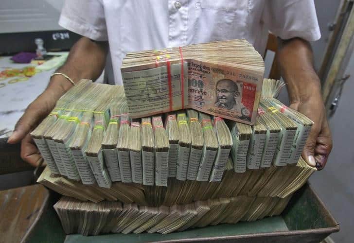 Индия разрешит России инвестировать «зависшие рупии» От Investing.com